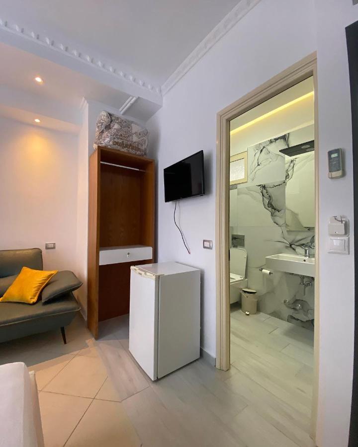 Hotel Kristal Борш Экстерьер фото